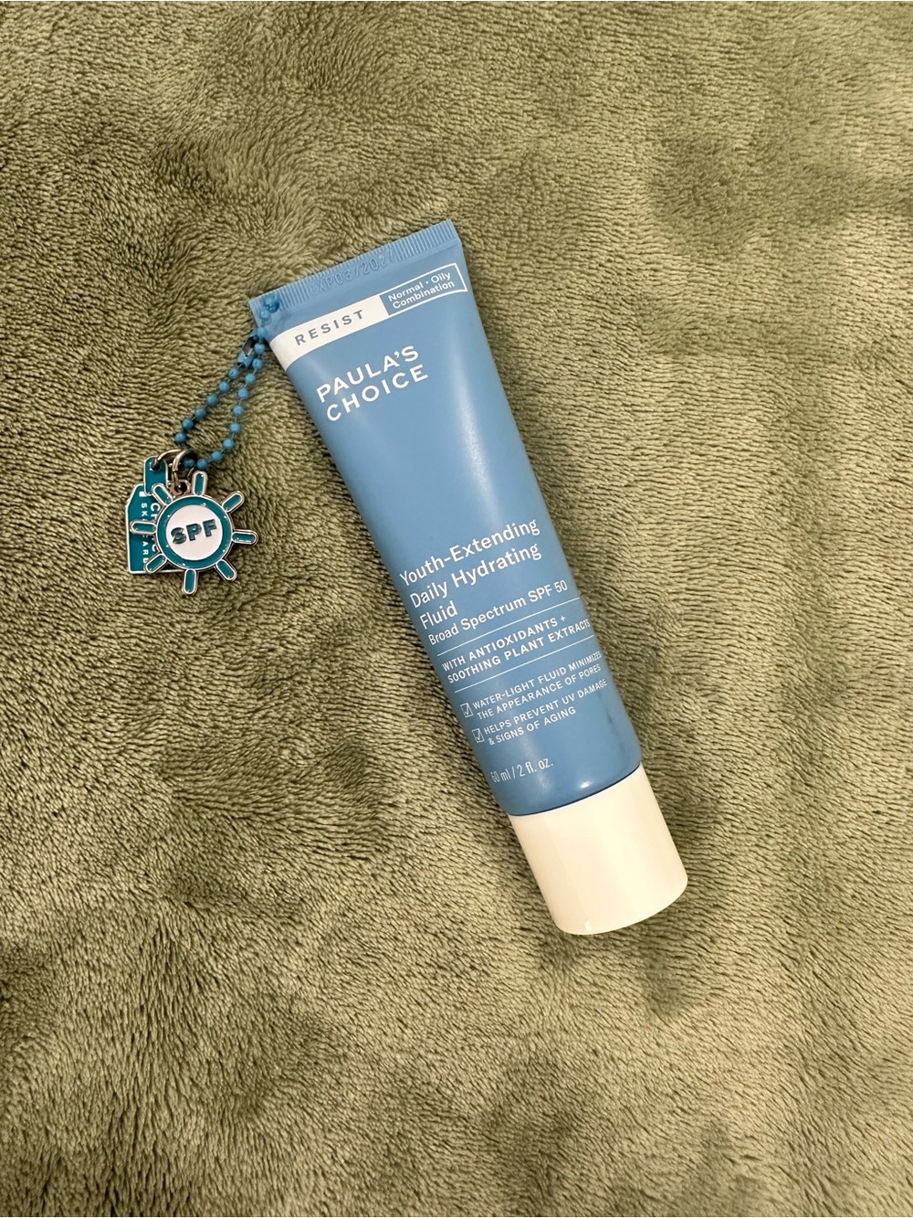 Paula's Choice Youth-Extending Daily SPF 50 with charms - Limited Edition